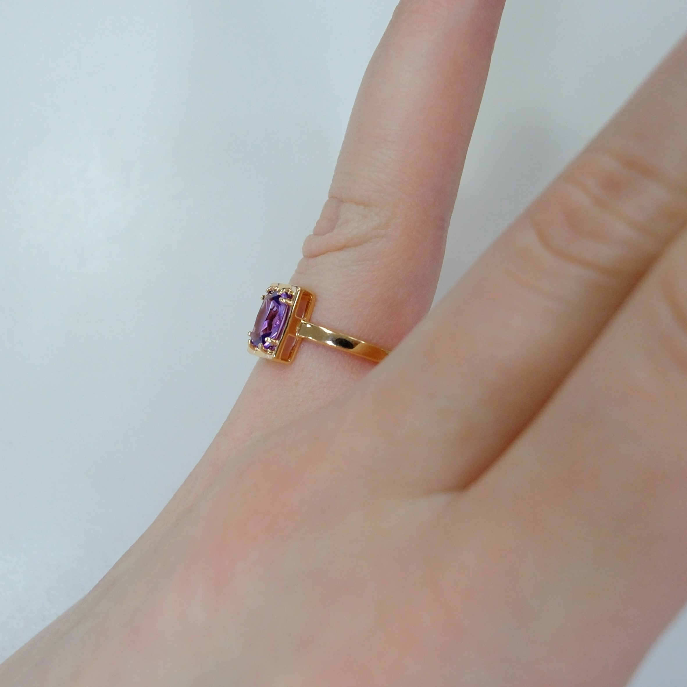 Серебряное кольцо с аметистом